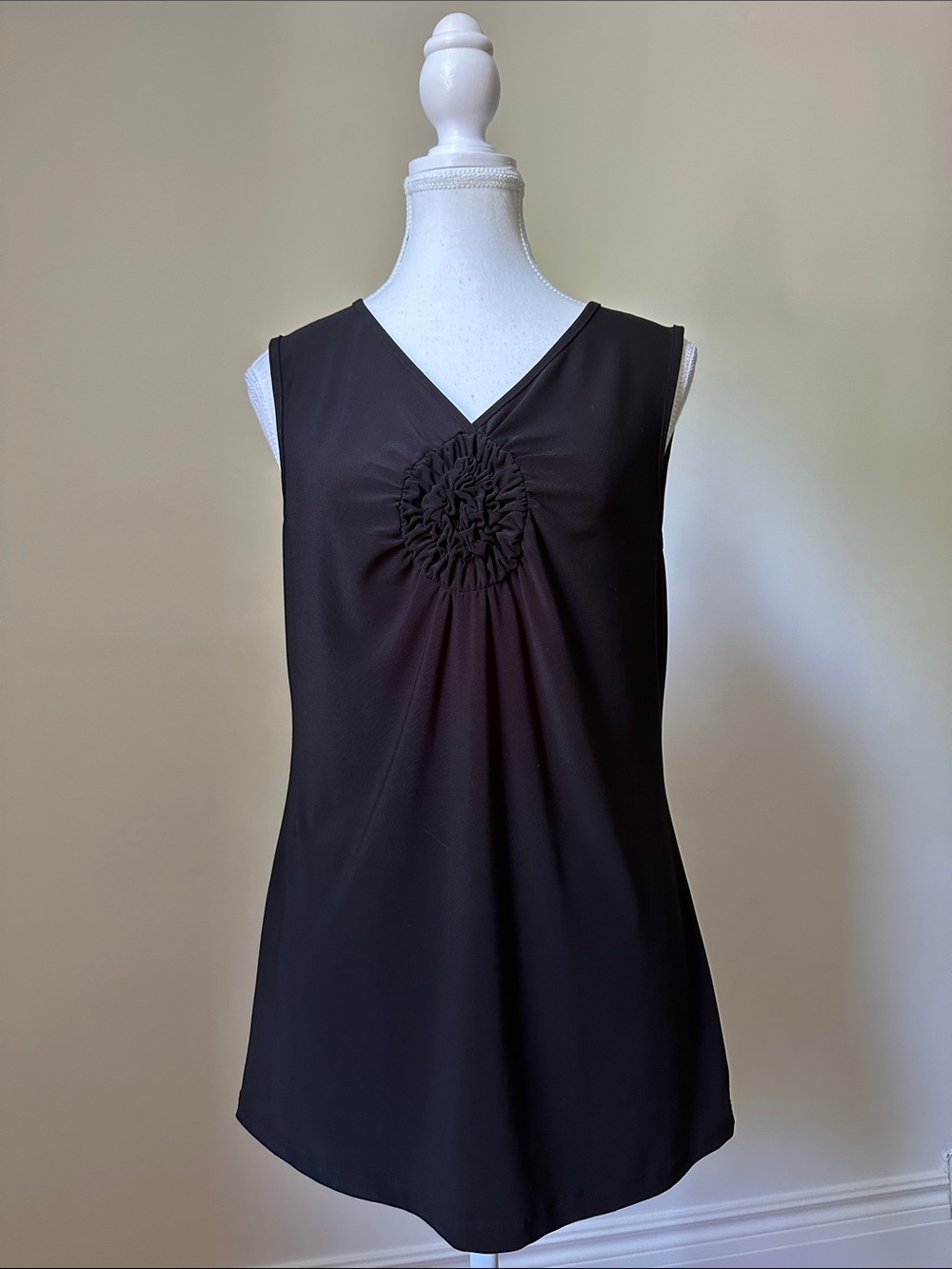 CLEO Black‎ Floral Decal Y2K Whimsigoth Preppy Festival Tank Top Medium